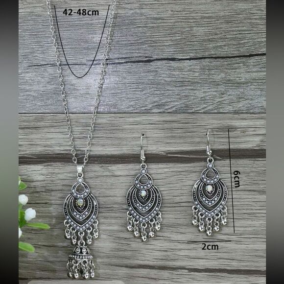3pcs/set Rhinestone Decor
Jhumka Jewelry Set - Picture 8 of 16